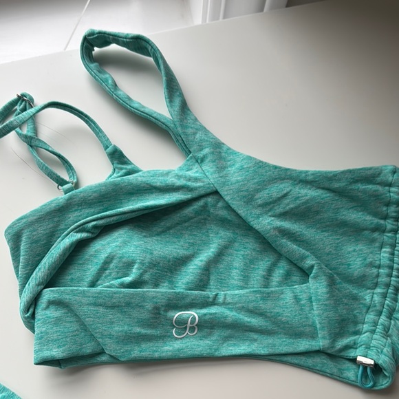 Bombshell sportswear Set of 3 
Leggings & top & shorts - Picture 3 of 14